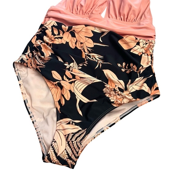 Cupshe M Coral Retro Boho Floral Halter Neck Tummy Control One-Piece Swimsuit - Picture 5 of 10